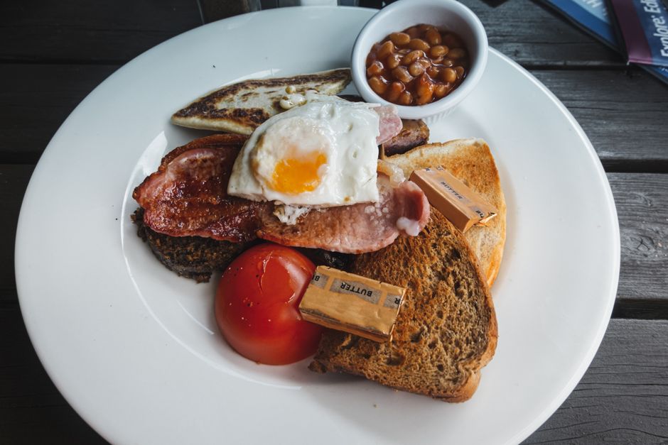 Understanding British Breakfast Culture at Guest Houses